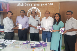 Tablet Donation at Kavishri Ushanas School no 318